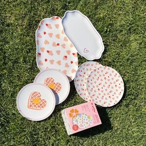 Opalhouse Heart Pattern Party Plate Set and heart waffle maker - New